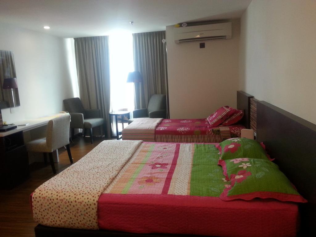 Best Studio Guest House Kota Bharu Room photo
