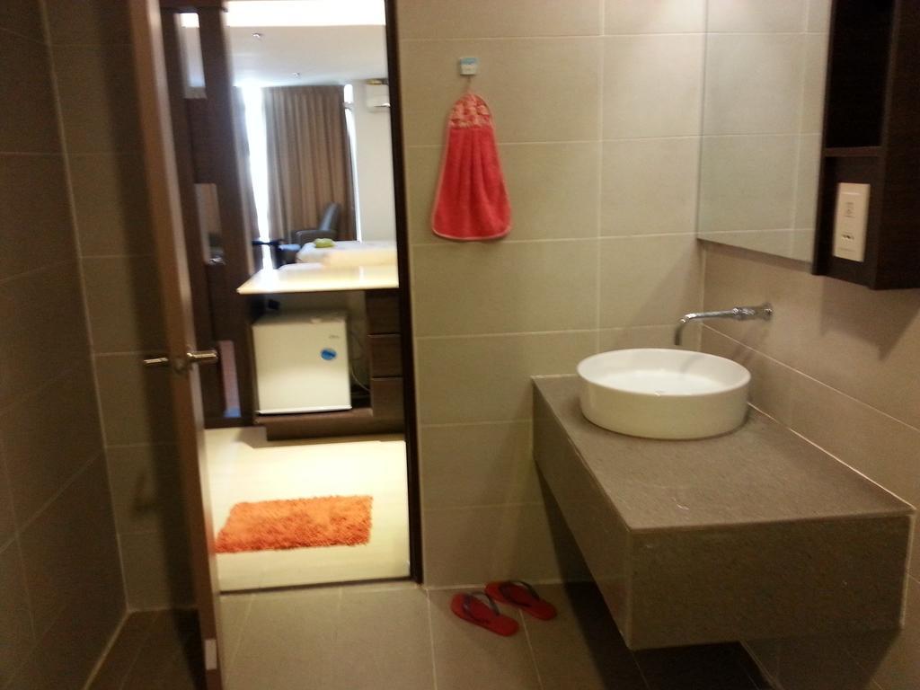 Best Studio Guest House Kota Bharu Room photo