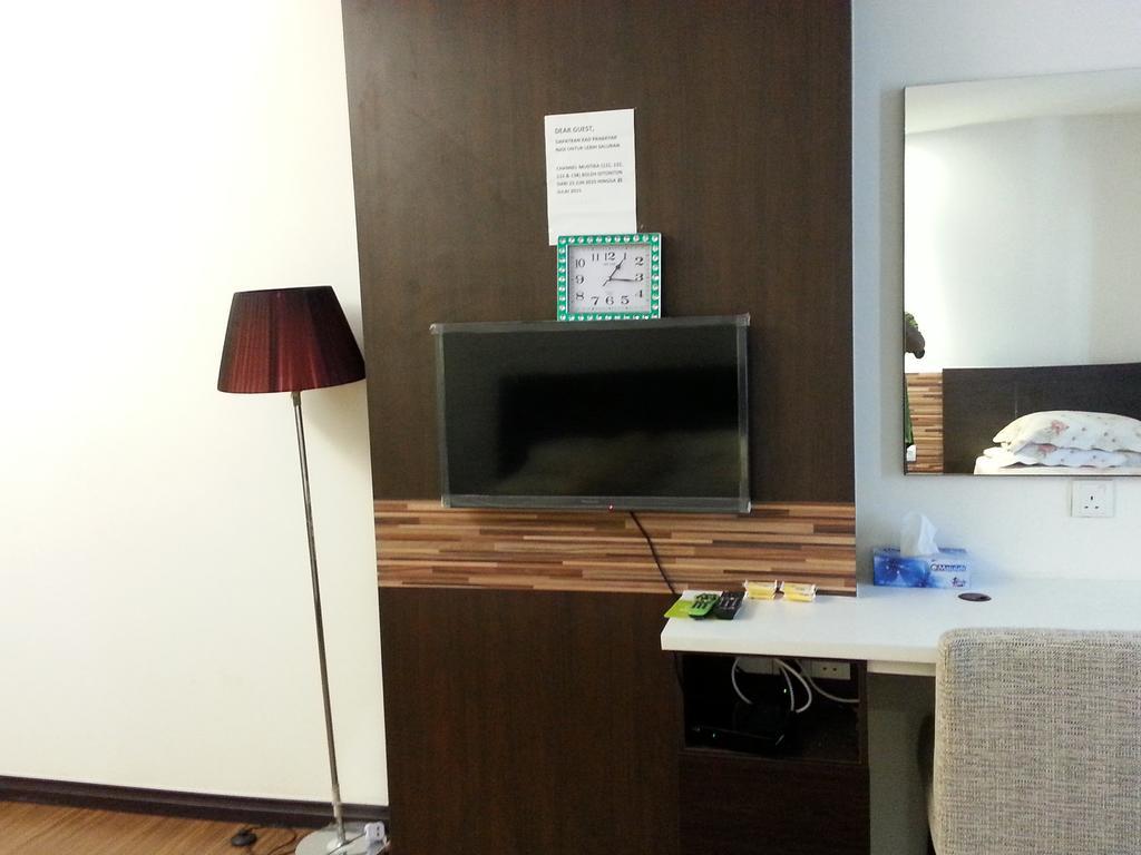 Best Studio Guest House Kota Bharu Room photo