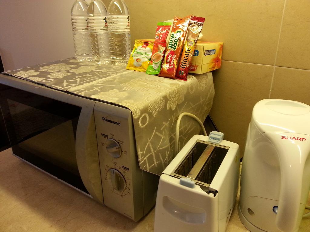 Best Studio Guest House Kota Bharu Room photo