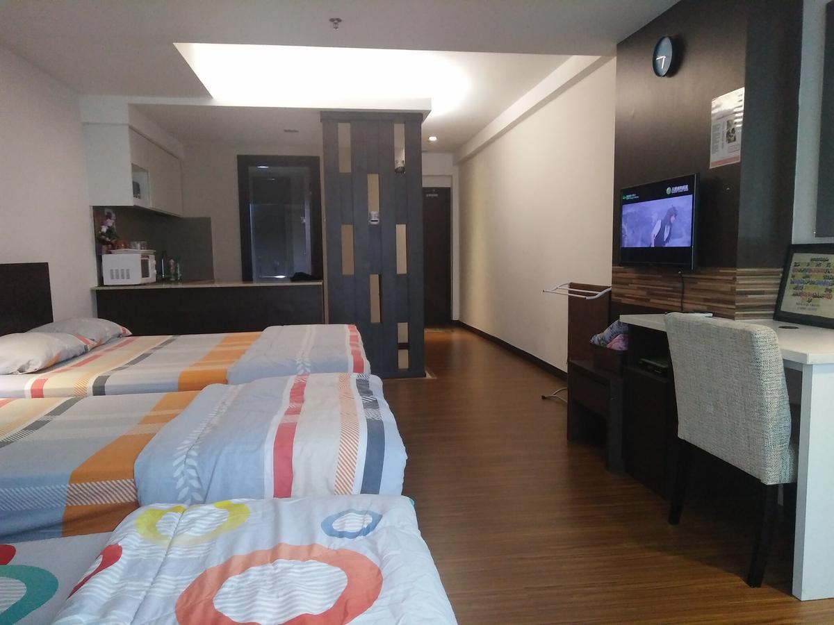 Best Studio Guest House Kota Bharu Room photo